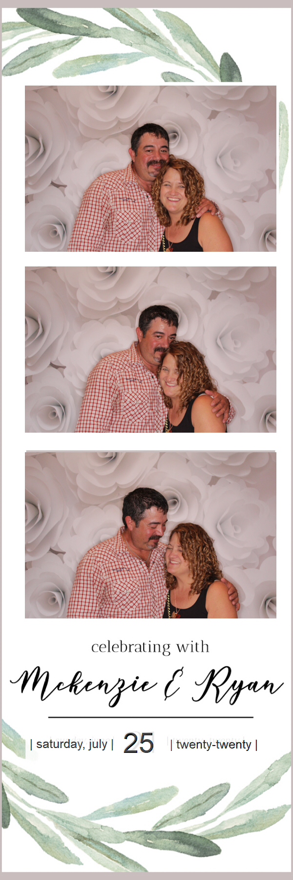 McKenzie & Ryan's Wedding | View more photos from the event at gallery.photoboothbillings.com/u/PhotoBoothBillings/McKenzie-Ryans-Wedding